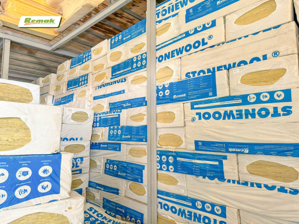Kho hàng len đá cách âm Remak Stonwool