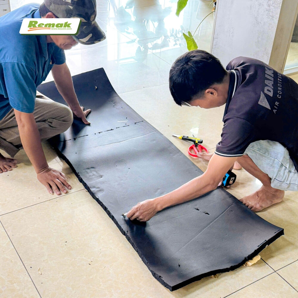 Cao su lưu hóa dạng cuộn dễ cắt ghép và thi công