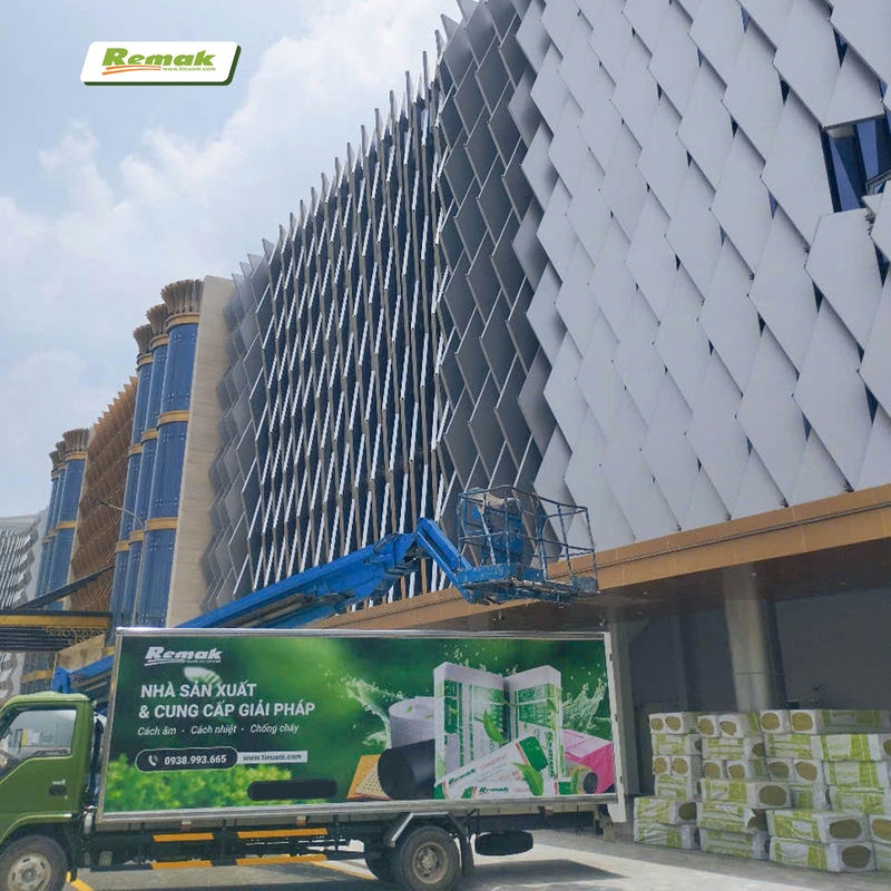 Remak giao hàng nhanh 24/7 giúp công trình đảm bảo tiến độ